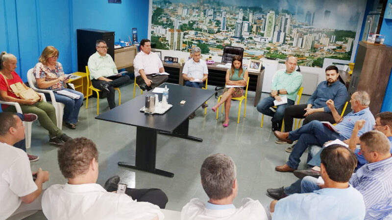 Campanha Salarial 2025 | Prefeitura oferece apenas 4,87%. Sindicato nega a contraproposta e negociações continuam!