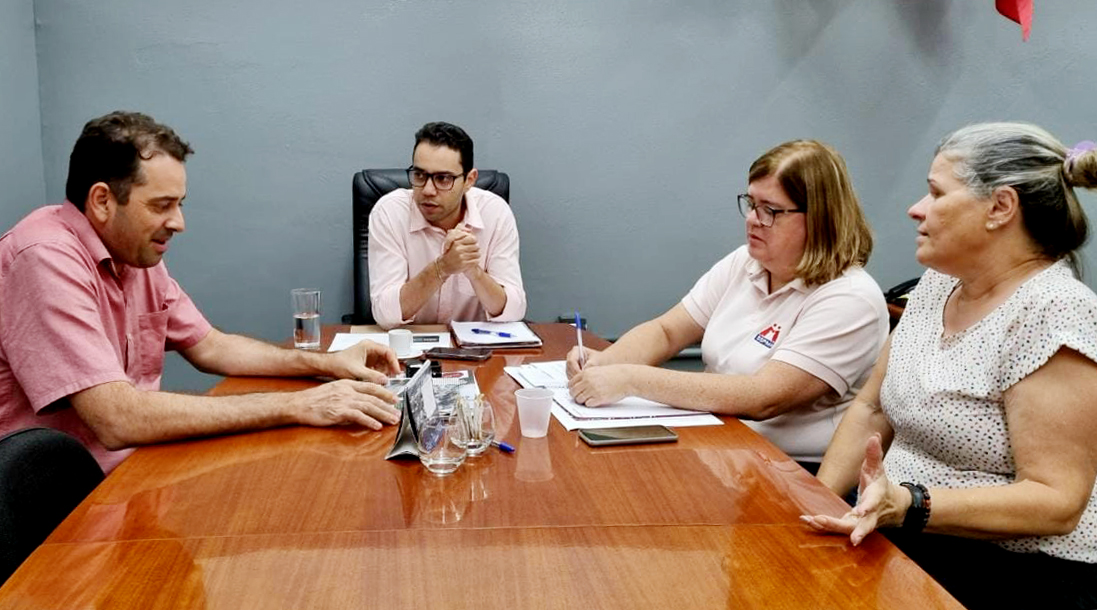Diretoras do SSPMA se reúnem com o secretário Vinicius Ghizini para tratar das demandas do setor